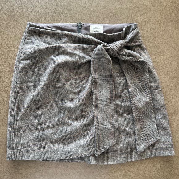 Aritzia Wilfred Knotted Plaid Skirt - Picture 1 of 7